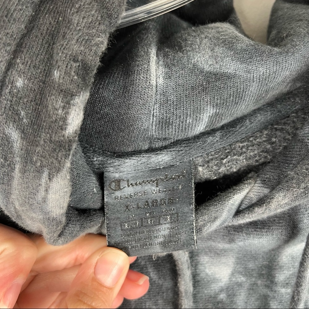 Champion Black Tie Dye Reverse Weave Scrunch-Dye Hoodie Sweatshirt - Picture 4 of 6